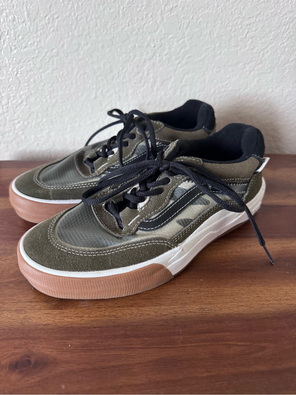 Olive & black UltraRange Vans